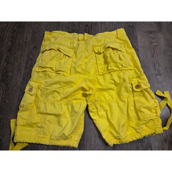 AKOO Bright Yellow Men's Cargo Shorts 2000s Y2K Size 38 - Picture 7 of 7